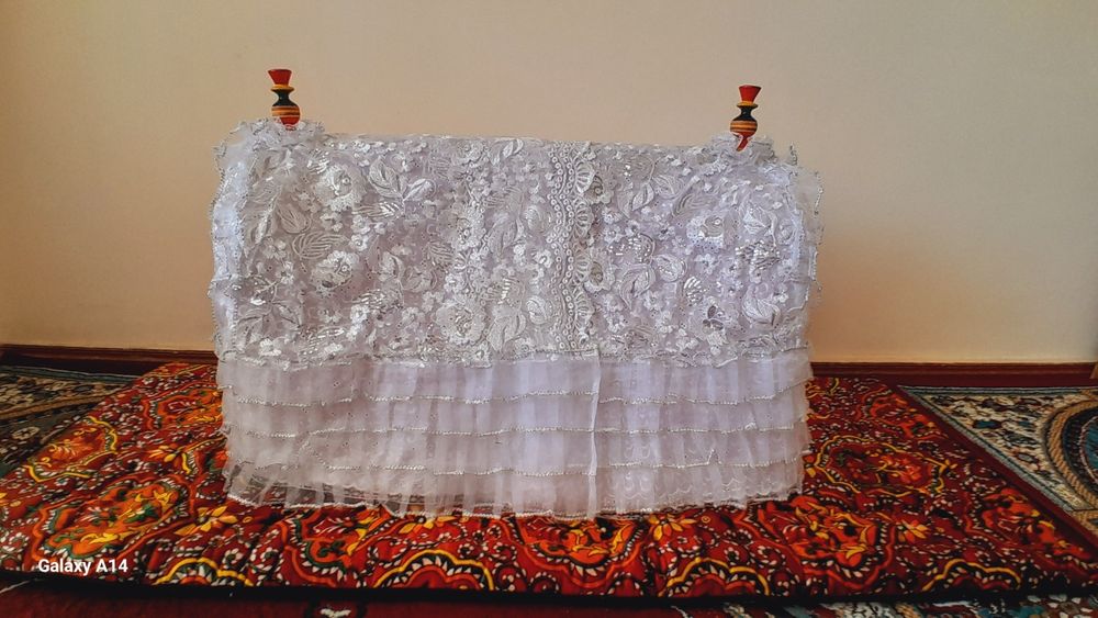 Beshik sotiladi. Srocha.