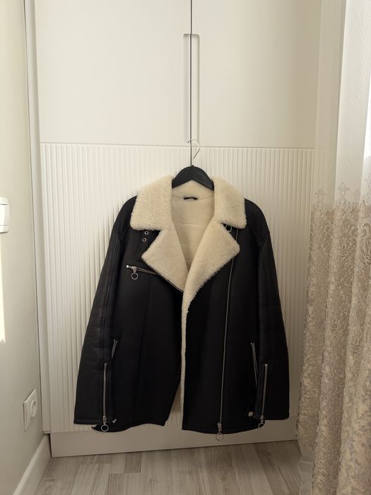 Продам женскую дубленку