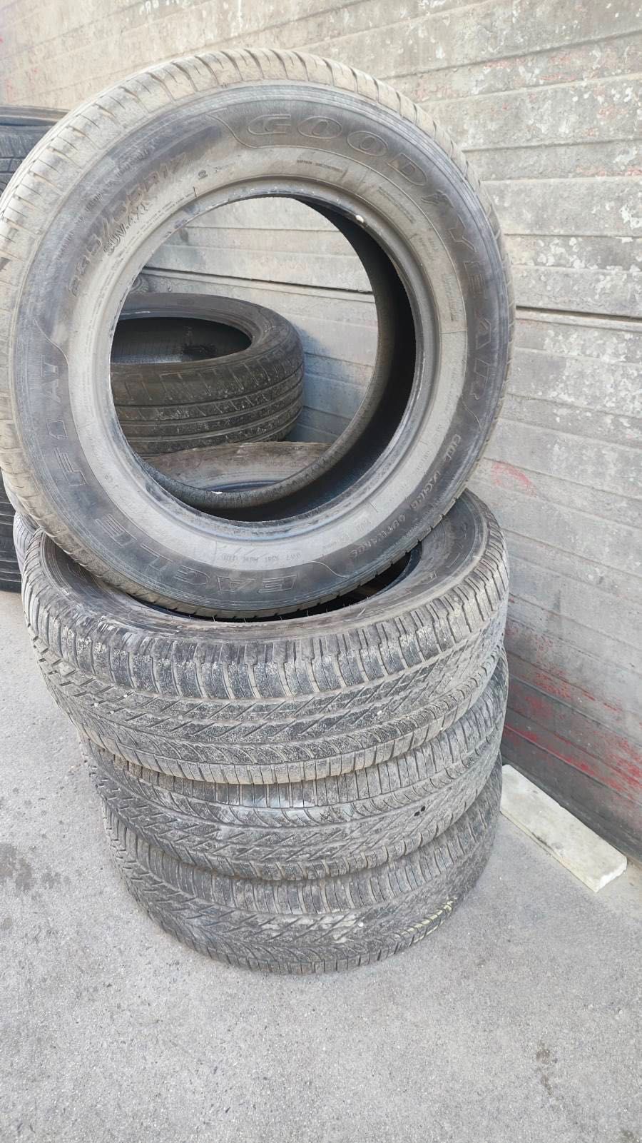 Гуми GoodYear 235/65/17 DOT 21