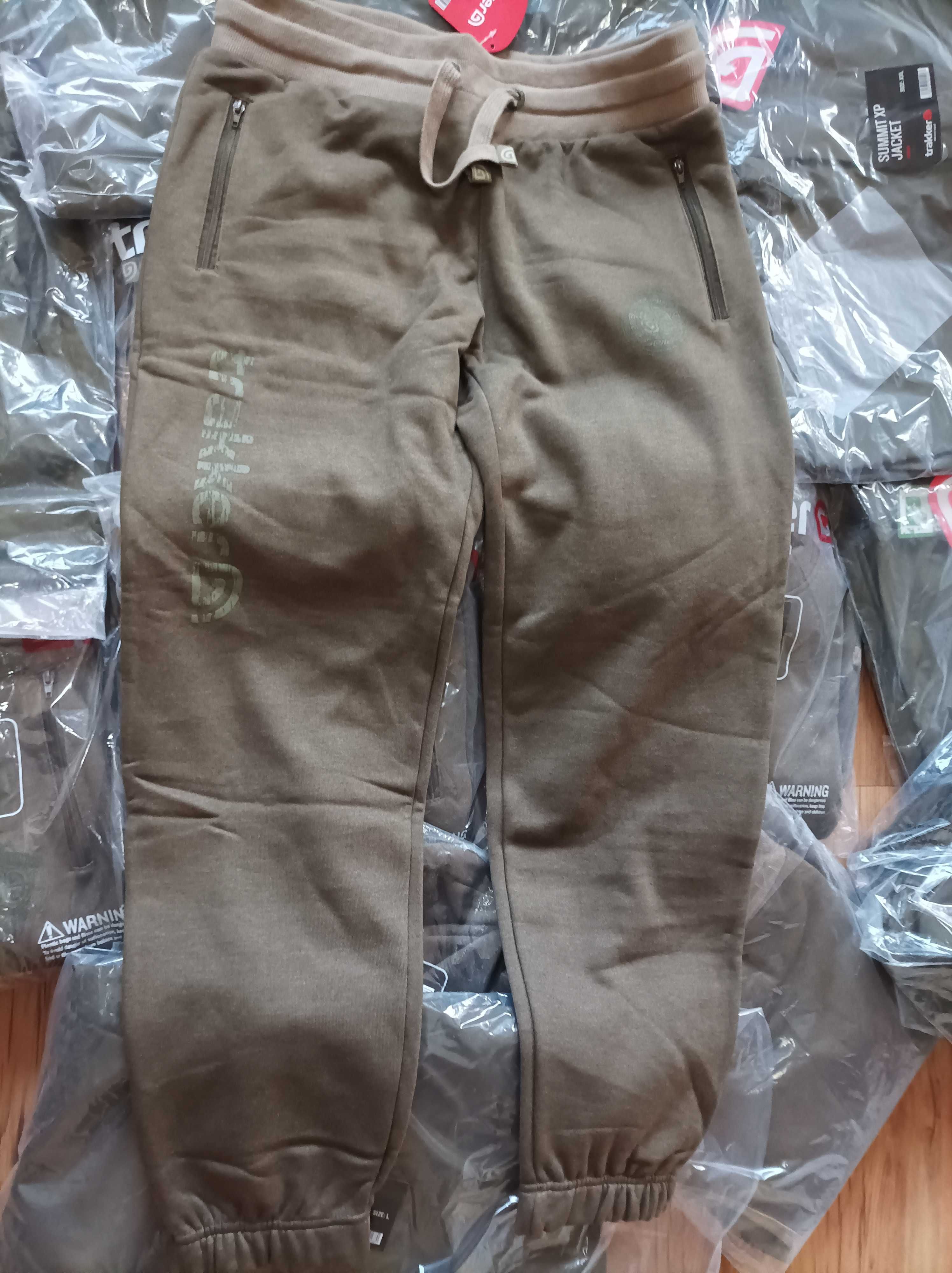 Trakker Aztec Joggger and Hoody