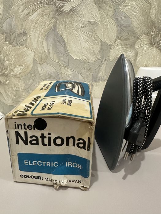 Утюжок  мини-дорожный Японский