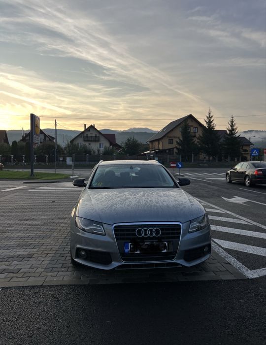 Audi A4 B8.