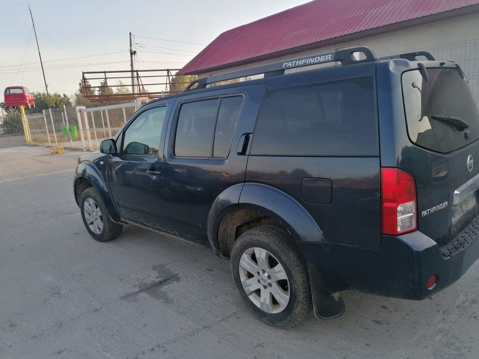 Dezmembrez nissan pathfinder 2008