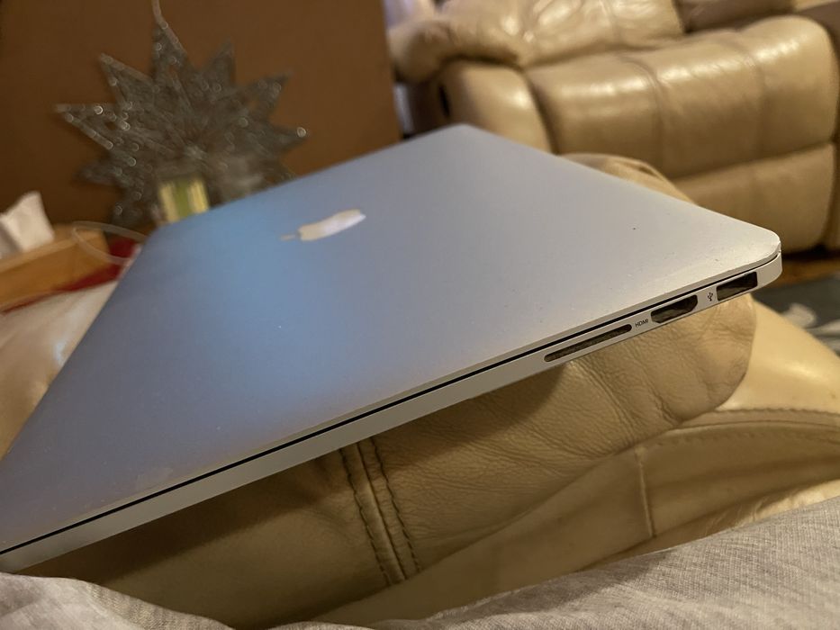 Macbook Pro 15 инча Mid 2014