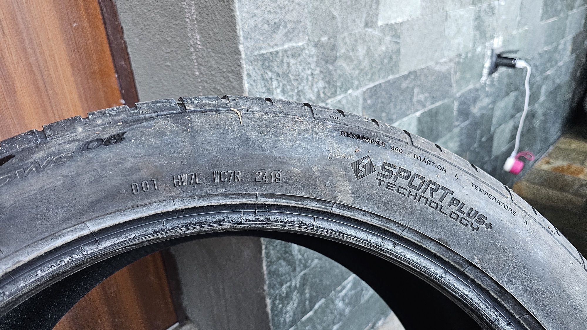 Летни и всесезонни гуми с размери 295/40/21" и 275/55/19"