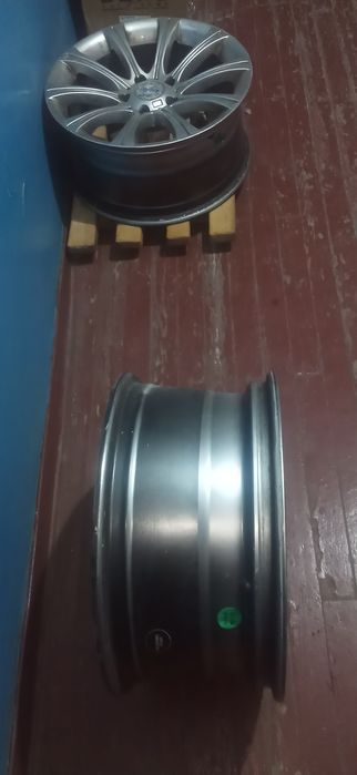 Пара дисков на бмв