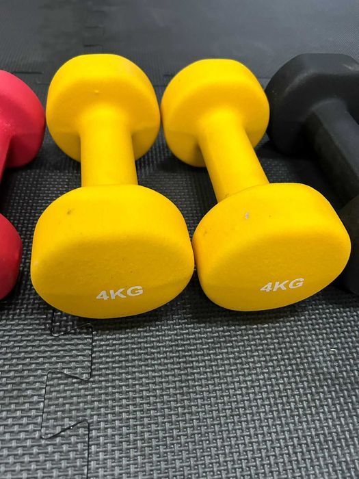 Pachet Gantere De Aerobic 30 kg: 1+1, 2+2, 3+3, 4+4, 5+5 kg