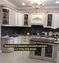 Продам кухонный гарнитур королевский.