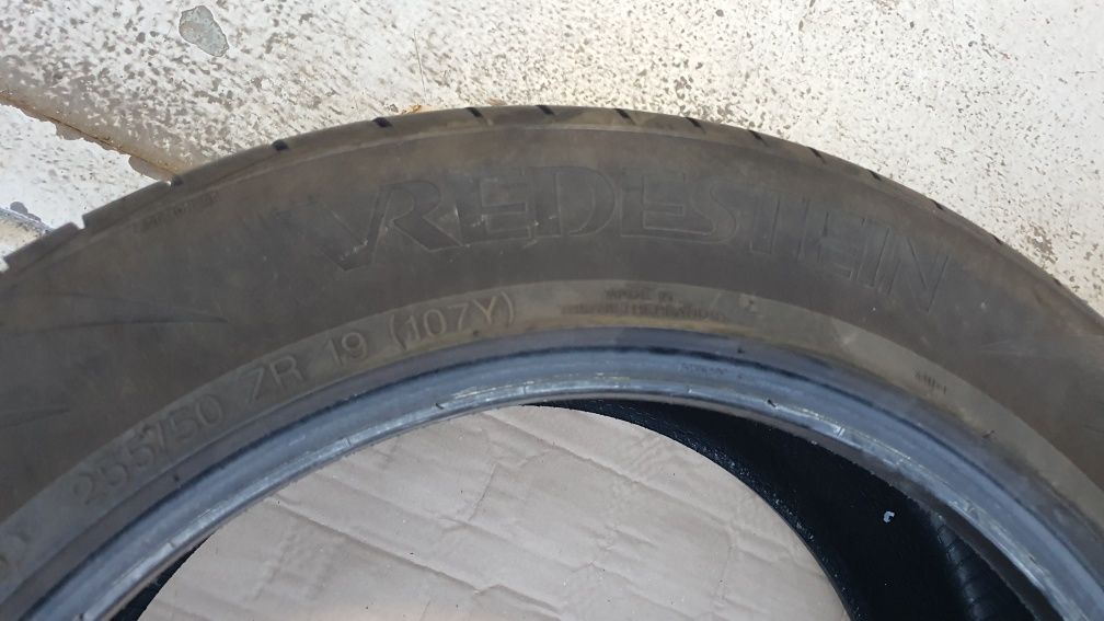 Anvelope vară 255 50 R19 Vredestein