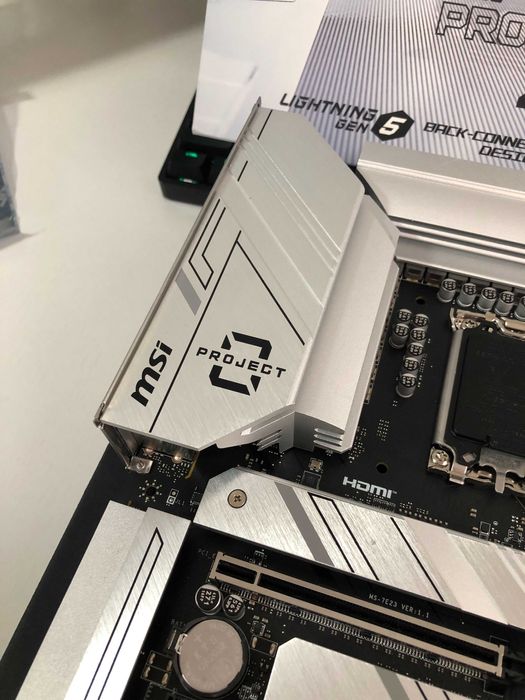 Материнская плата MSI Z790 Project Zero (LGA1700, DDR5)