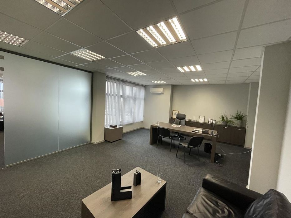 Продава се Офис в София, Витоша - 209 кв.м за 2100 €/кв.м - Снимка #3