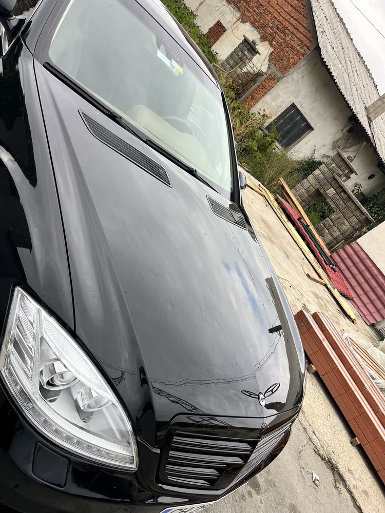 Черен преден капак за Mercedes W221 s класа