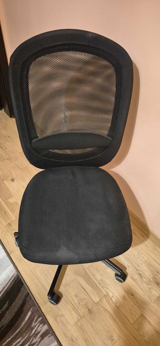 Подарявам Офис стол от IKEA