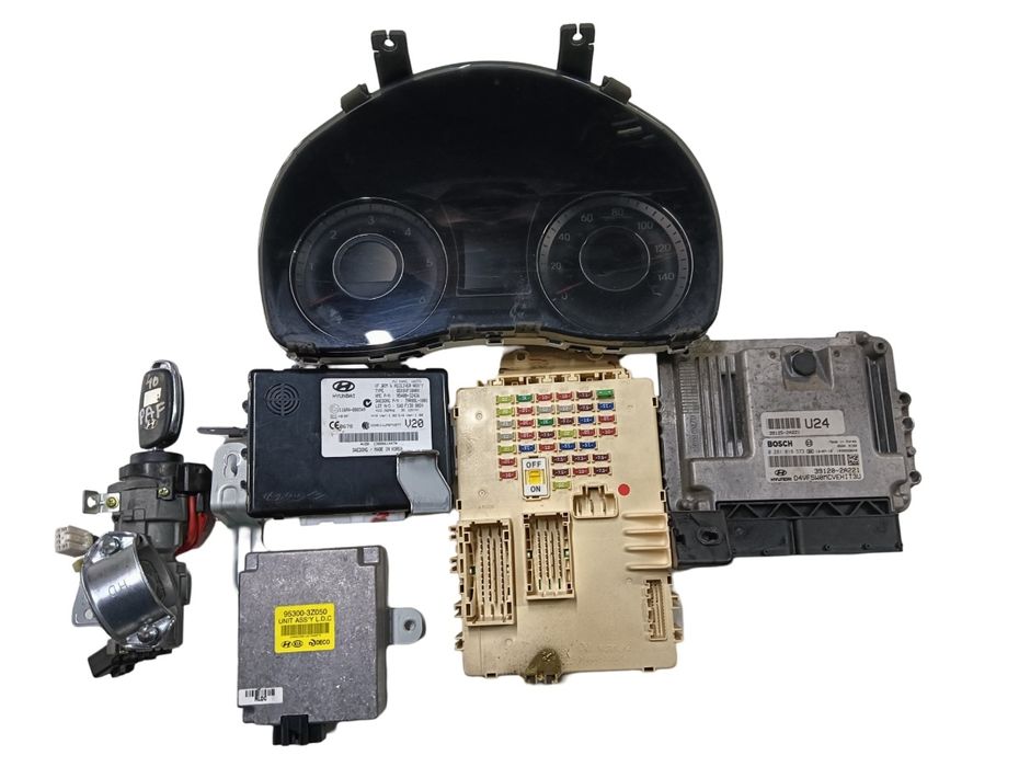 Kit pornire  HYUNDAI i40 CW VF 2011 - > 1.7 CRDi D4FD 0281019573 39120