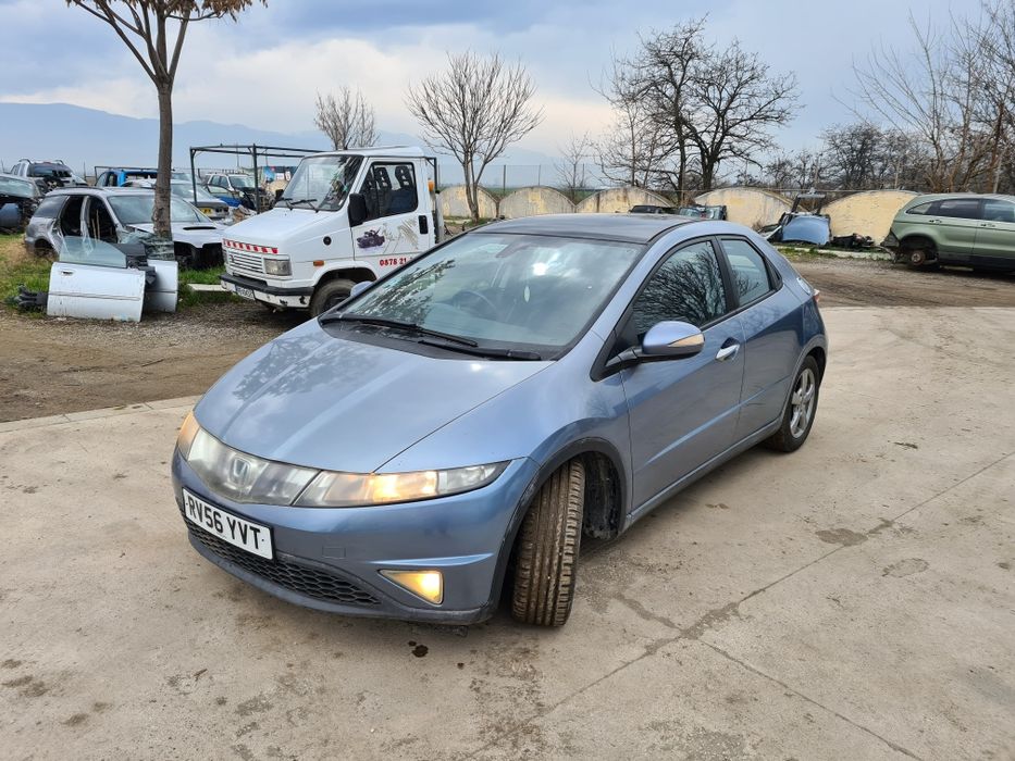 Хонда сивик 2.2 дизел НА ЧАСТИ