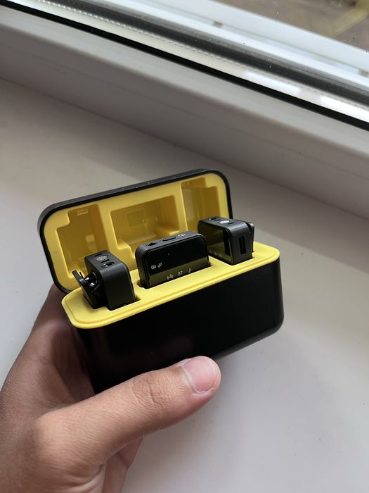 Петличка для Айфон