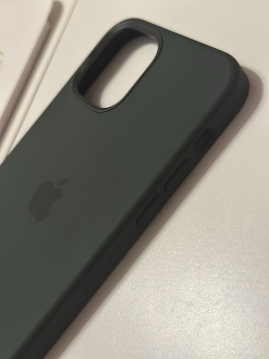 Iphone 12/12 pro silicone case