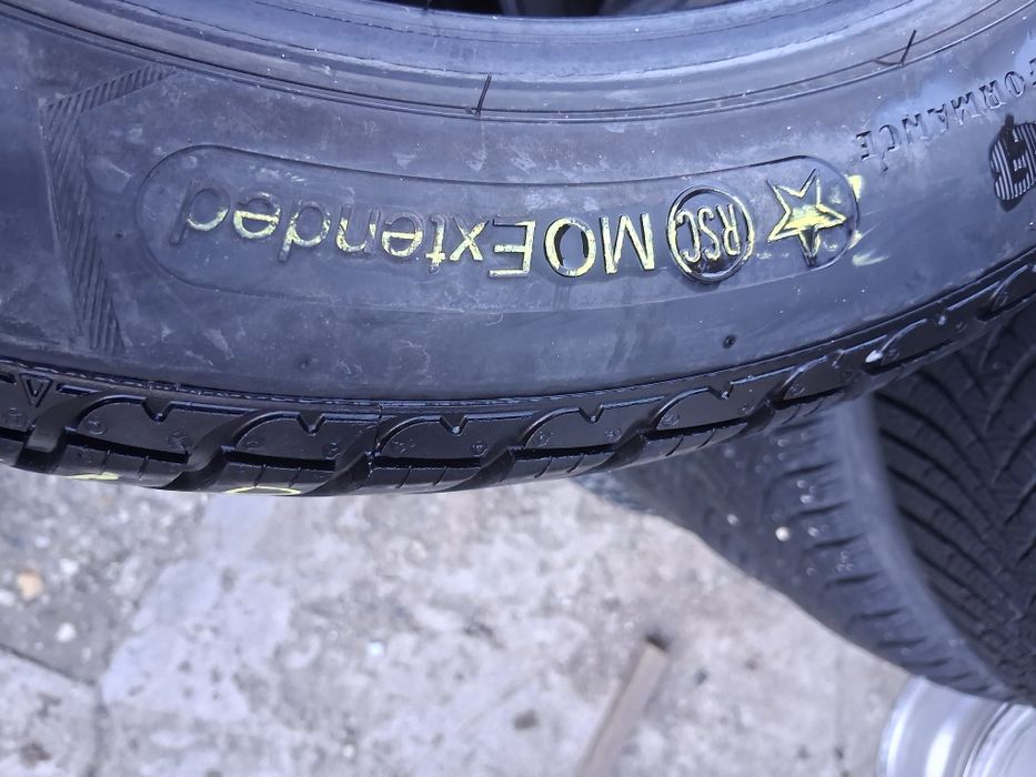 245 45 18 GOOD YEAR 2бр зимни RUN FLAT