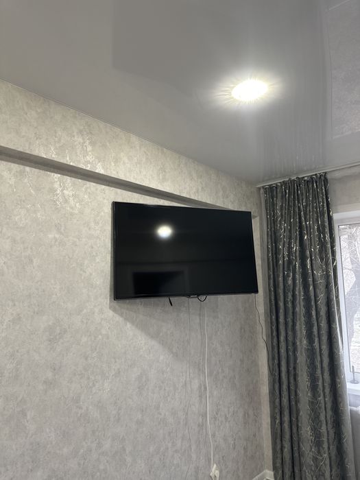 продам телевизор