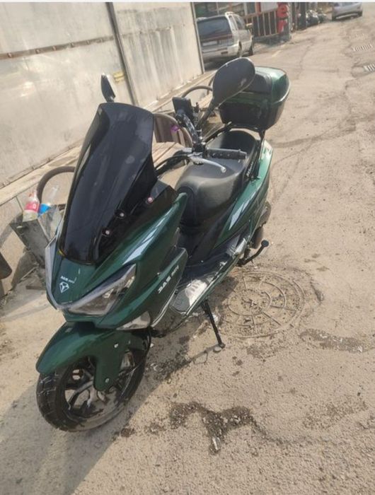 Мопед макси 175кубов