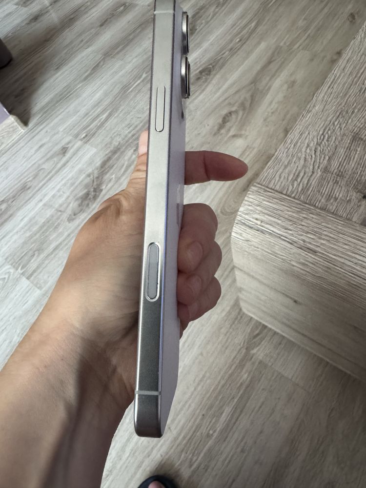 Iphone 16 pro max с гаранция от Istyle до 25.01.27