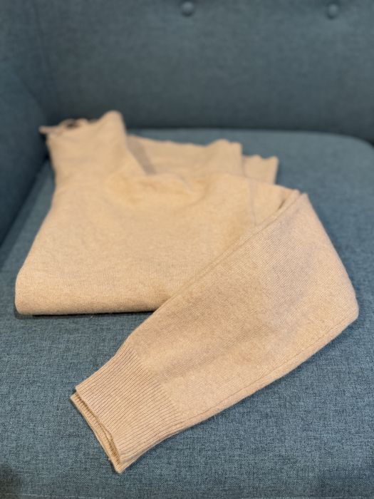 Вълнен Пуловер Massimo Dutti xs