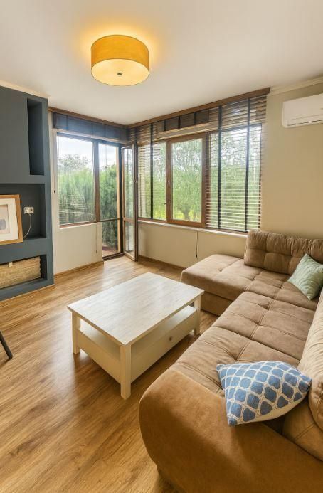 Тристаен апартамент в района на м-т Траката!