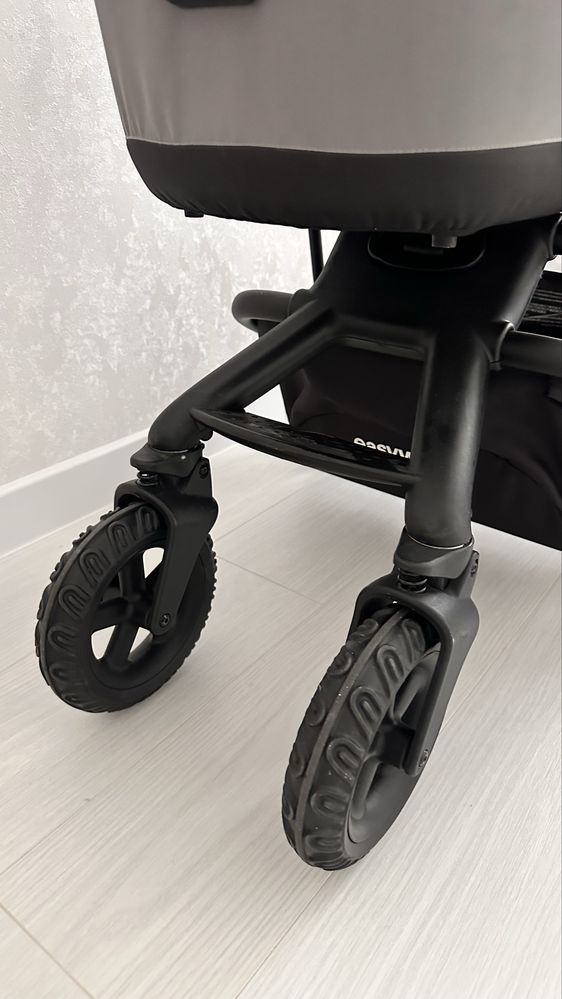 Детская коляска babywalker