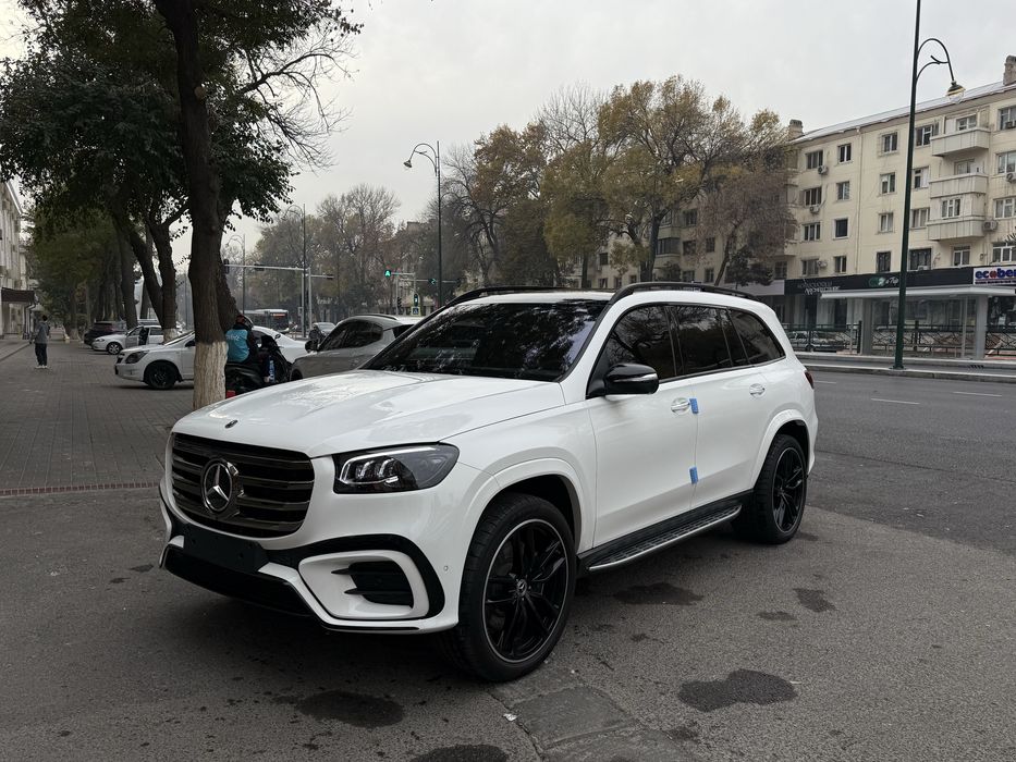 В продаже Mercedes Benz GLS 450 4Matic