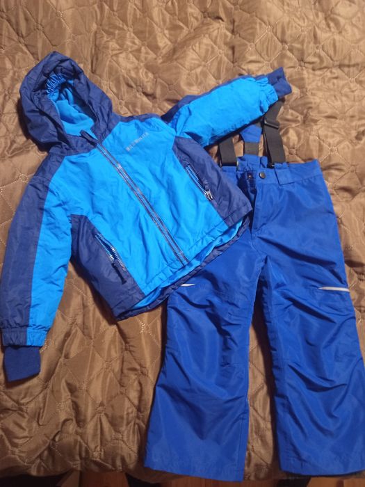 Ски екип яке и гащеризон