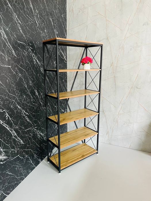 Loft uslubidagi kitob javonlar