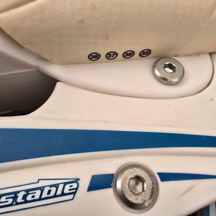 Role ajustabile marimea 35-38