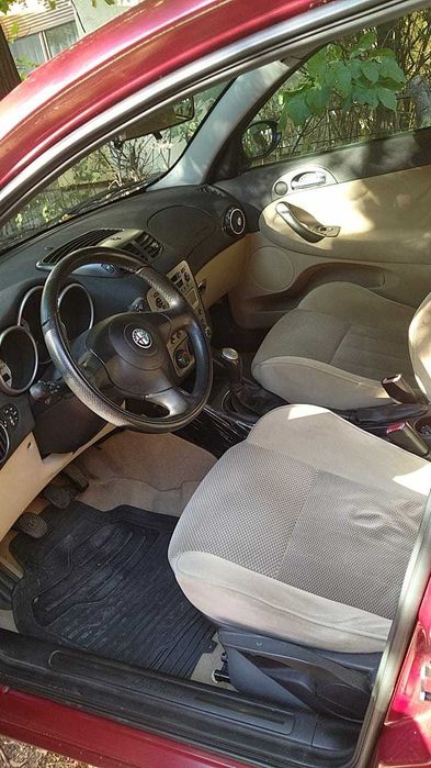 Alfa Romeo 147 din 2001 / 1,6 / Benzina / 64000 km reali