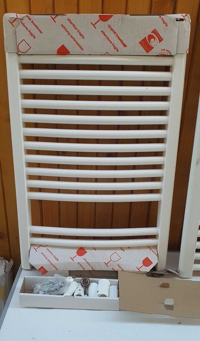 3 calorifere germane recent aduse,  otel, inclusiv suporti, impecabile