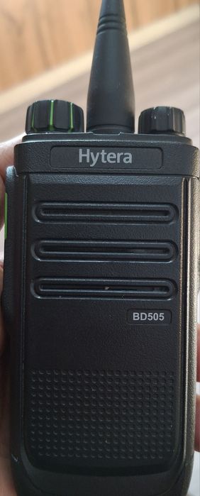 Продаётся Рация HYTERA BD 505