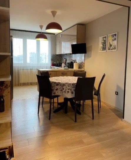 Дава се под наем Тристаен апартамент в София, Център - 105 кв.м за 561 € - Снимка #4