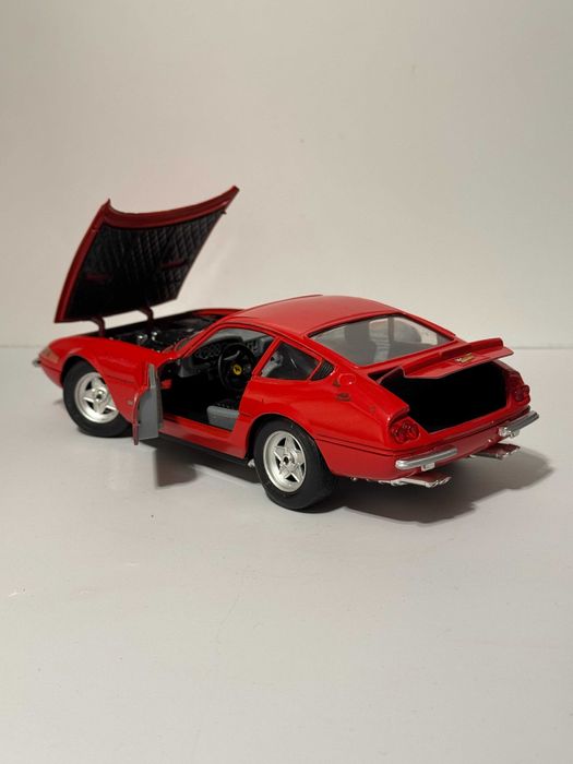 Ferrari 365 GTB/4 Daytona (1969) Giodi Techno Scara 1/18