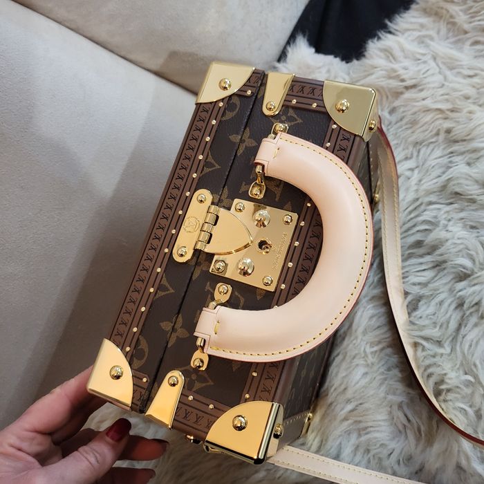 Louis Vuitton trunk дамска чанта