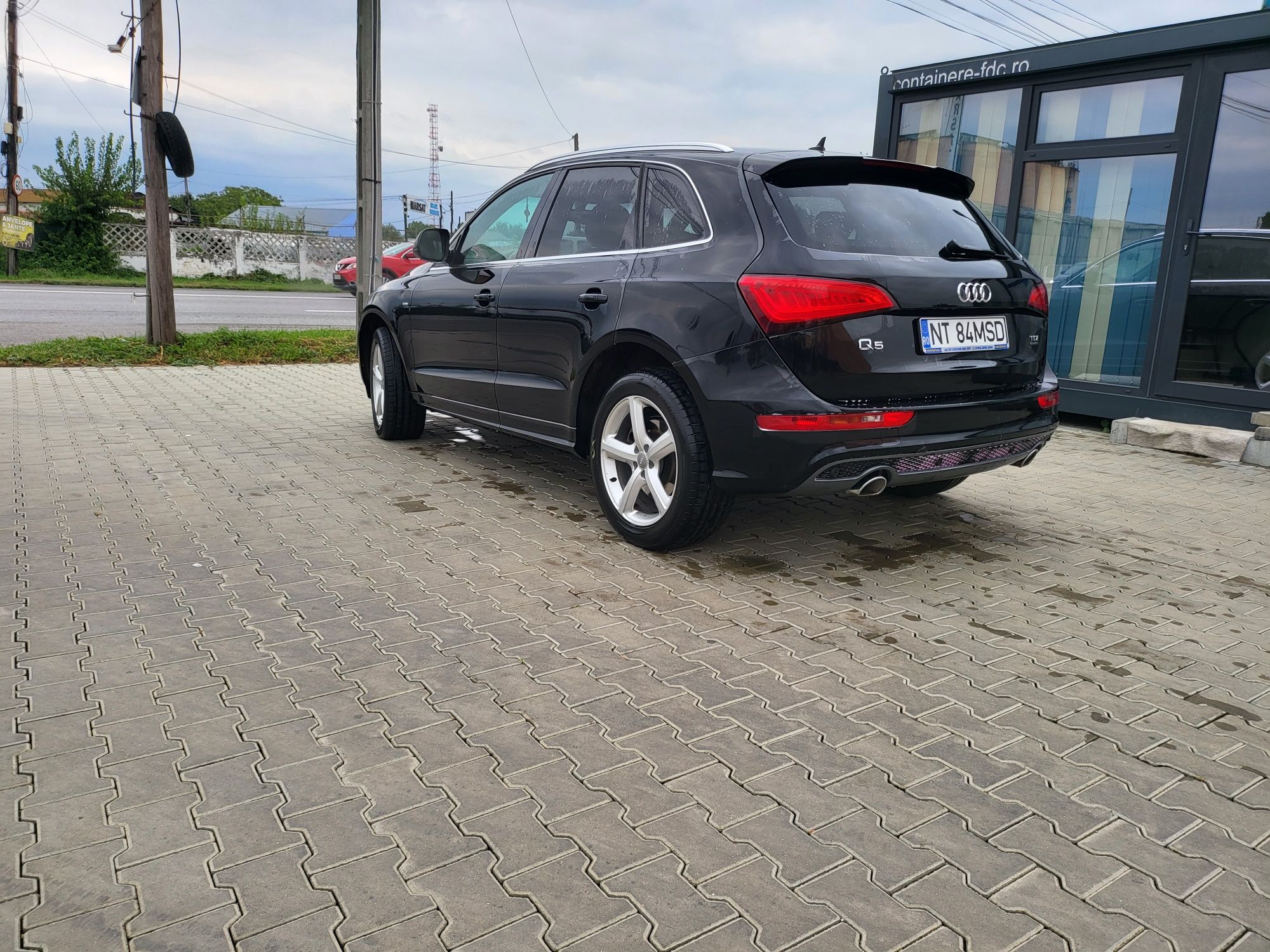 Vând AudiQ5 3xSline