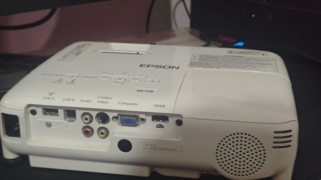 Продаётся Проектор EPSON EB-S18