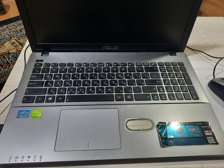 Ноутбук асус х550с отличное состояние