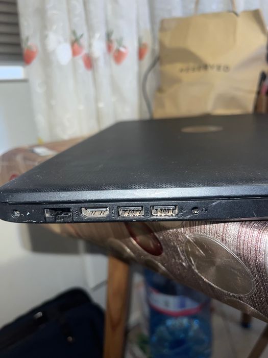 Hp 17.3” laptop i5 windows 11 pro