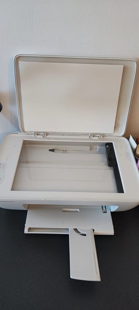 Vand imprimanta hp deskjet 2320