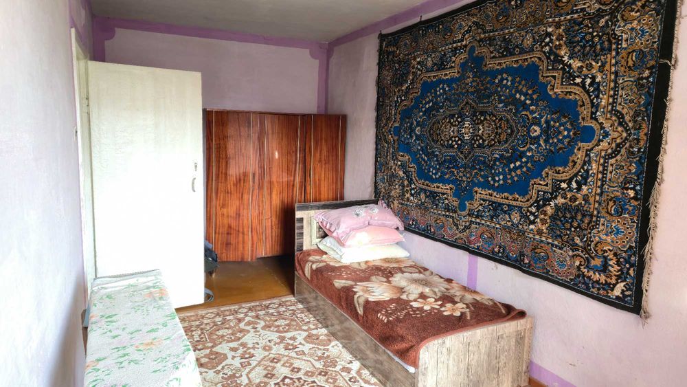 3 хонали квартира сотилади.
Андижон шахар марказида.