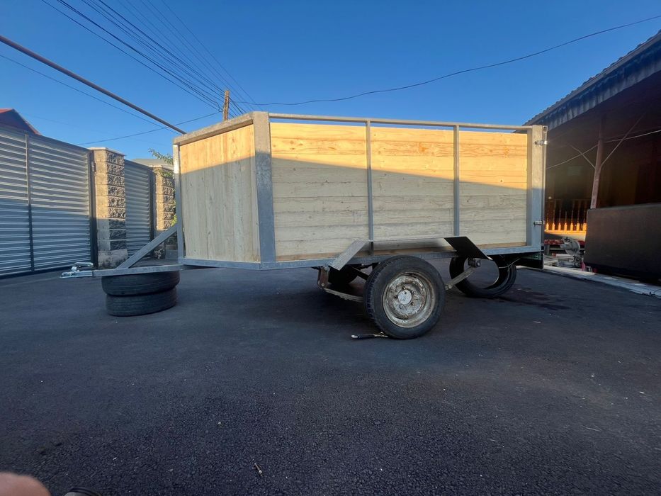 Коневозка прицеп