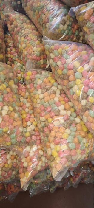 Кукуруз рангли ширинклик болалар учун кизикарли экологик махмулот