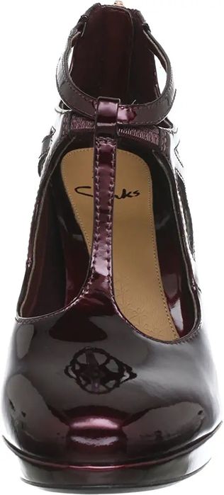 Елегантни обувки Clarks Betsy Lockwood