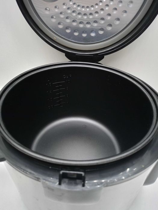 Multicooker Delimano 18 в 1 – модел KF-R50, чисто нов, без кутия