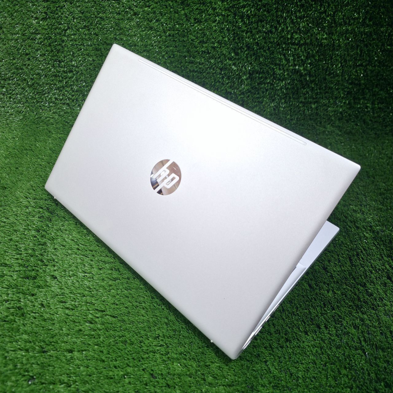 Hp Pavilion core i7 8gb 256gb алюминий корпус 682