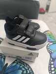 Детские кроссовки Adidas